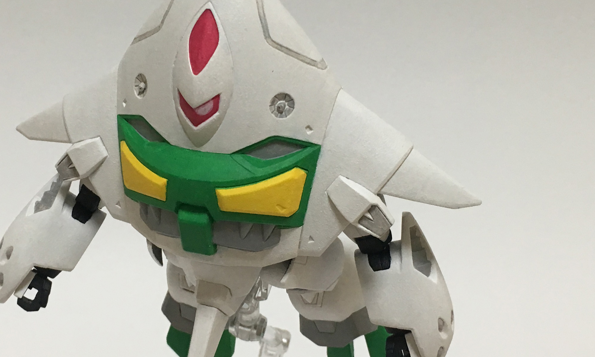 丁寧にガンプラを作る
